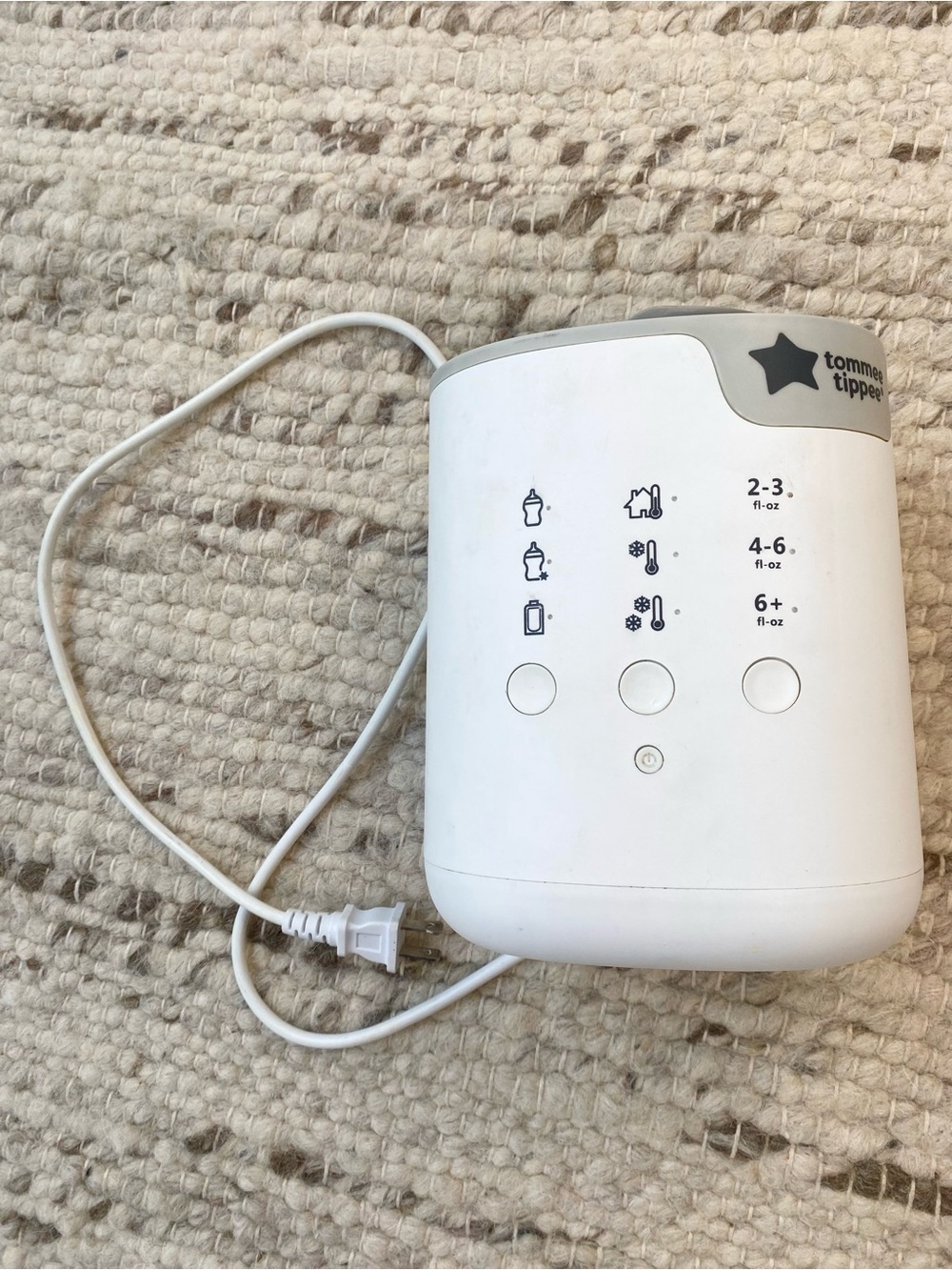 Tommee Tippee Multiwarm Intuitive Bottle Warmer Model 1148 in White and Gray - Picture 3 of 7